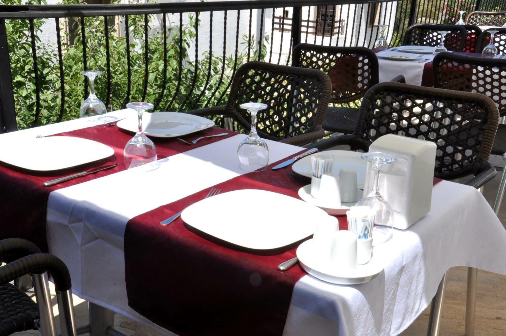 Gloriatibi Jarra Hotel Гюмбет Екстериор снимка