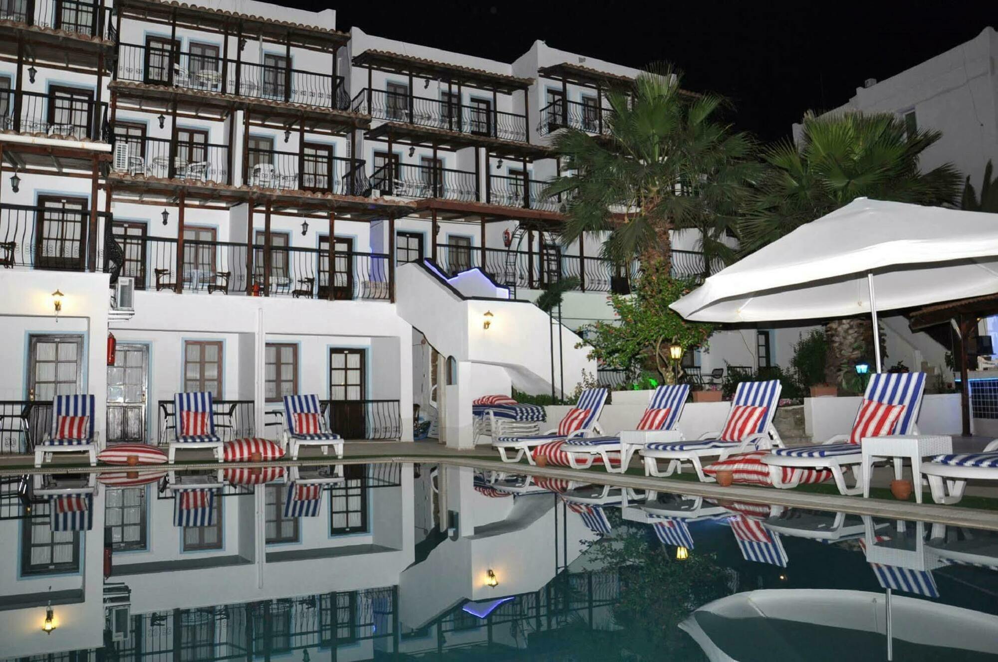 Gloriatibi Jarra Hotel Гюмбет Екстериор снимка