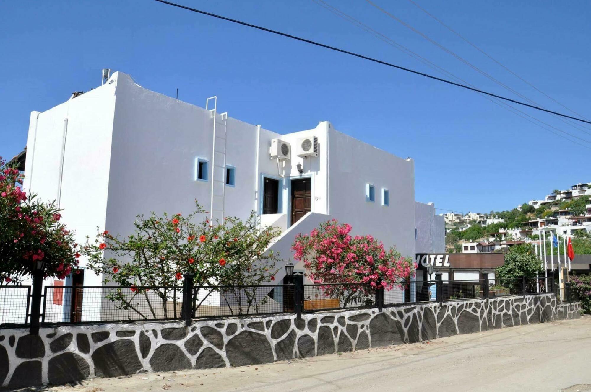 Gloriatibi Jarra Hotel Гюмбет Екстериор снимка